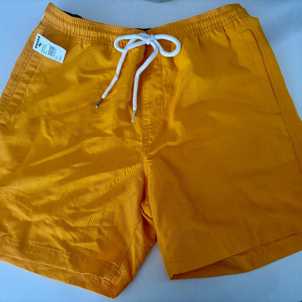 RSQ Mens Small Gold Nylon Short NWT